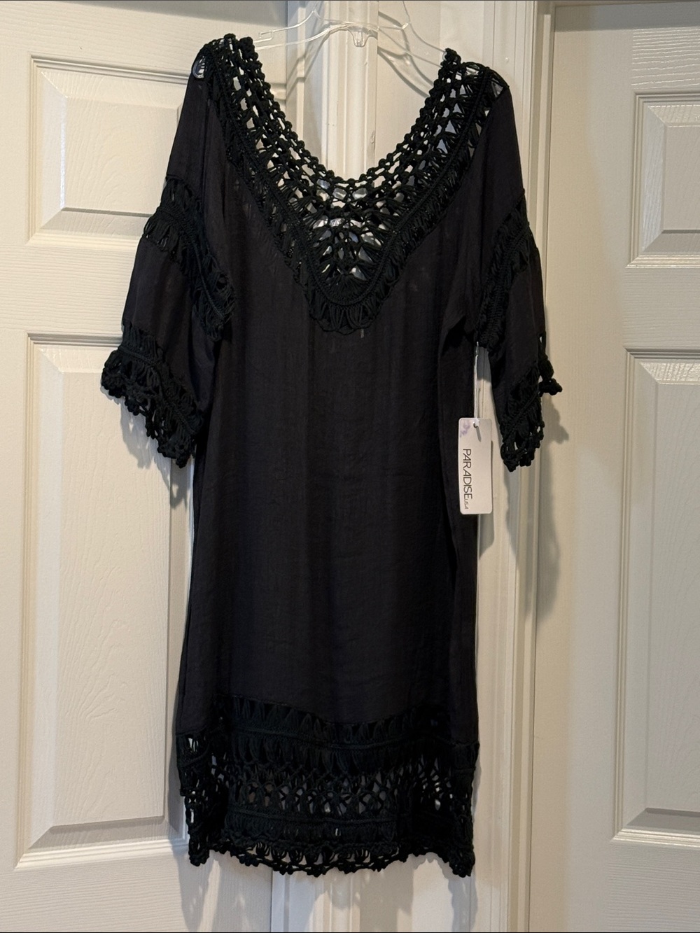 NWT Black Crochet V Neck Swim Coverup Flirty Fun Beach Pool Resortware Vacation